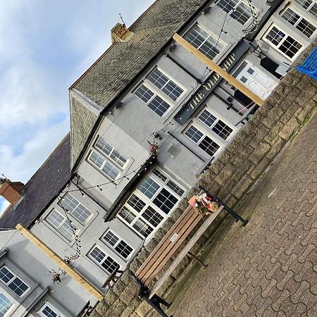 The Old Ship Hotel Newbiggin by the Sea Bagian luar foto